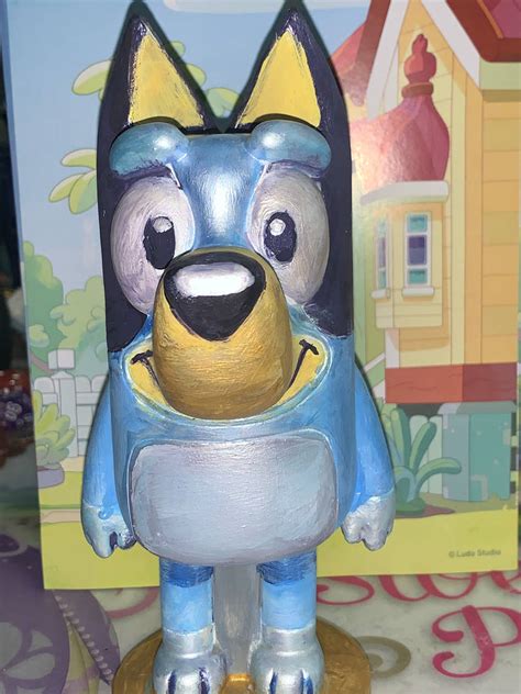 The Magnificent Powers of the Magic Statue Bluey